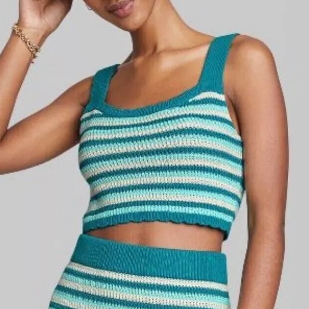 NWT [wild fable] Womens Scoop Neck Sweater Knit Cropped Tank Top Blue Stripe XL